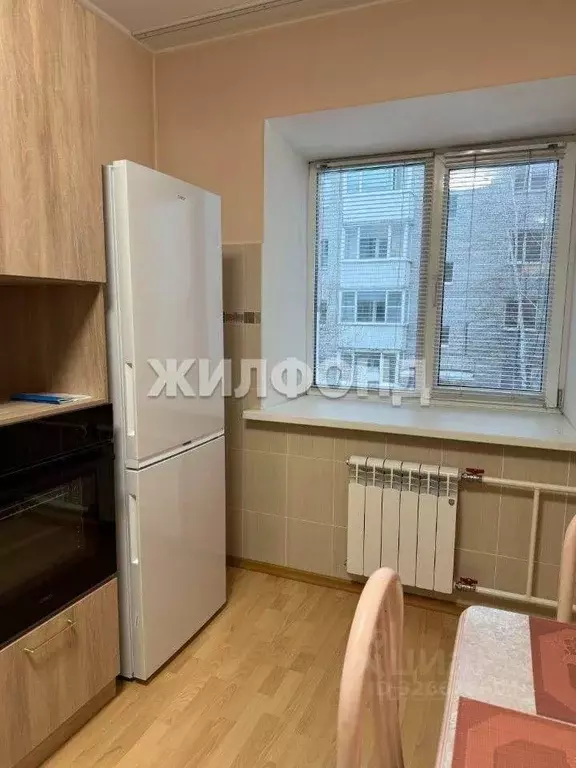 3-к кв. Хакасия, Абакан ул. Стофато, 6А (78.0 м) - Фото 2