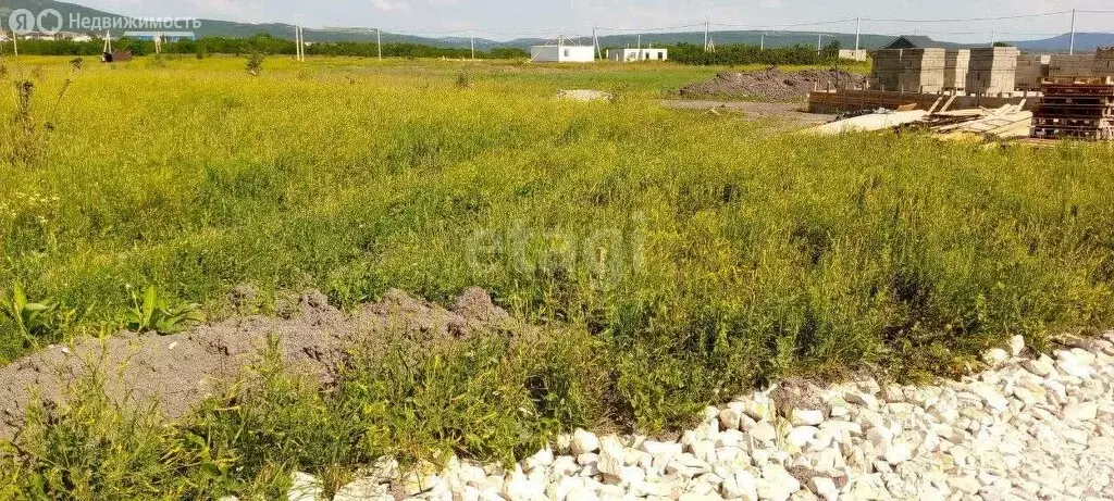 Участок в станица Раевская, Семигорская улица (9.6 м) - Фото 1