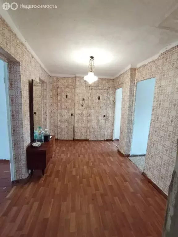 3-комнатная квартира: Горно-Алтайск, улица Мамонтова, 15 (58 м) - Фото 1