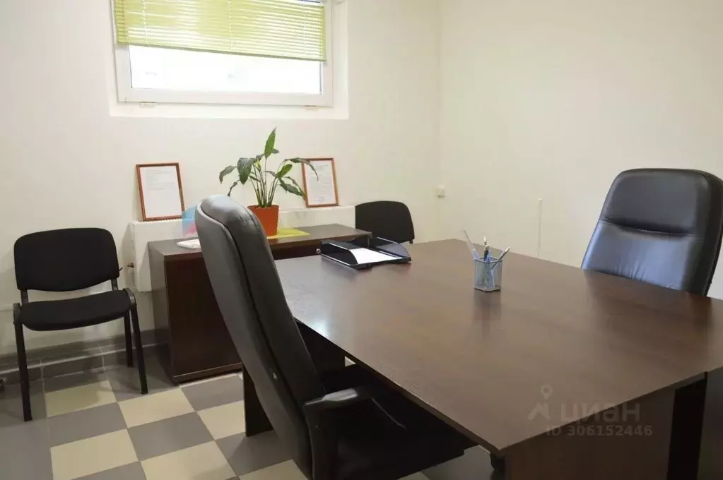 Офис в Краснодарский край, Краснодар ул. Имени 40-летия Победы, 97/2 ... - Фото 2