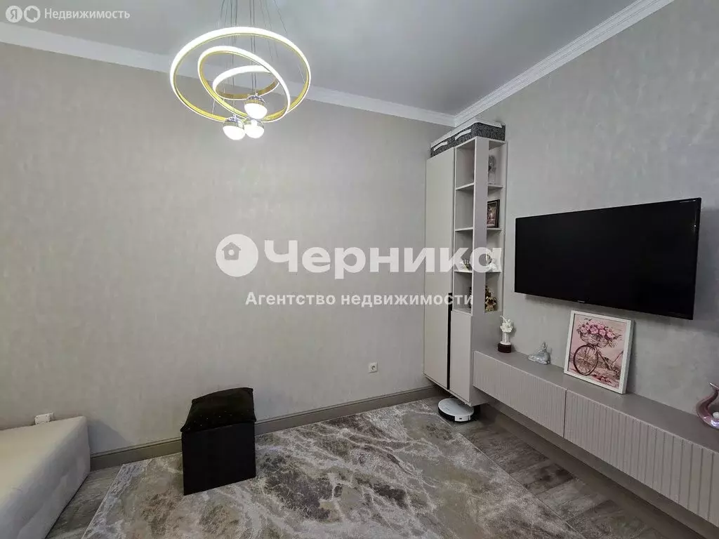 1-комнатная квартира: Ессентуки, Октябрьская улица, 8/6 (45.8 м) - Фото 1