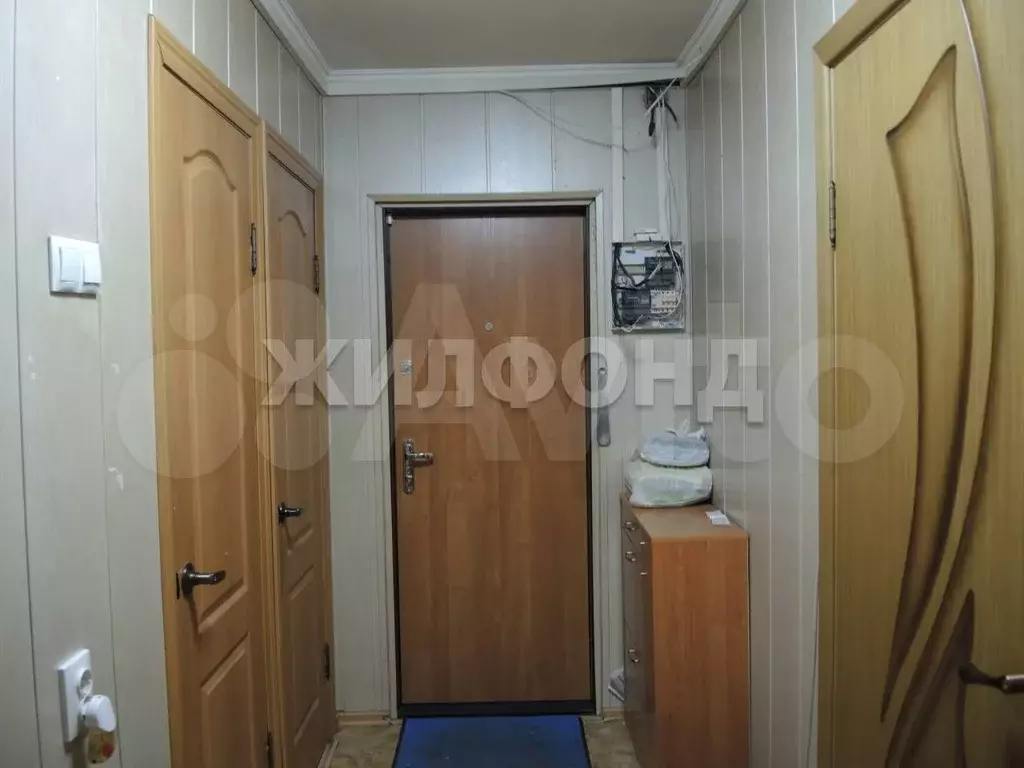 Комната 9,9 м в 3-к., 1/5 эт. - Фото 1