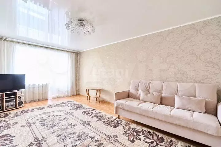 2-к. квартира, 60м, 3/10эт. - Фото 0