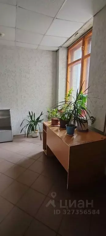 Офис в Волгоградская область, Волжский ул. Имени Космонавтов, 16В (615 ... - Фото 2