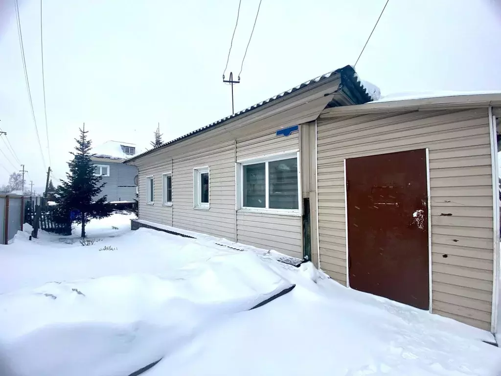 Дом в Кемеровская область, Новокузнецк ул. Менжинского (71 м) - Фото 0