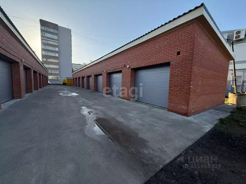 Гараж в Алтайский край, Бийск ул. Декабристов, 14 (24 м) - Фото 1