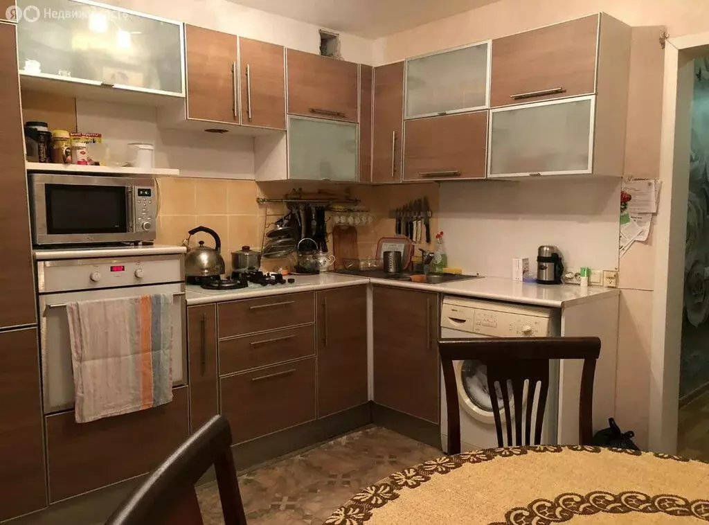 3-комнатная квартира: Бор, улица Луначарского, 202 (81 м) - Фото 1