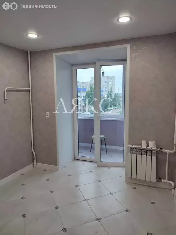 2-комнатная квартира: Ишимбай, Советская улица, 25 (47 м) - Фото 0