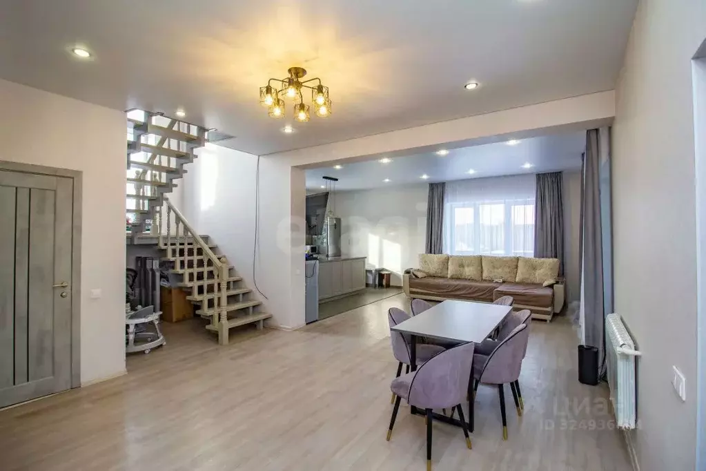 Дом в Красноярский край, Емельяновский муниципальный округ, Радужное ... - Фото 1