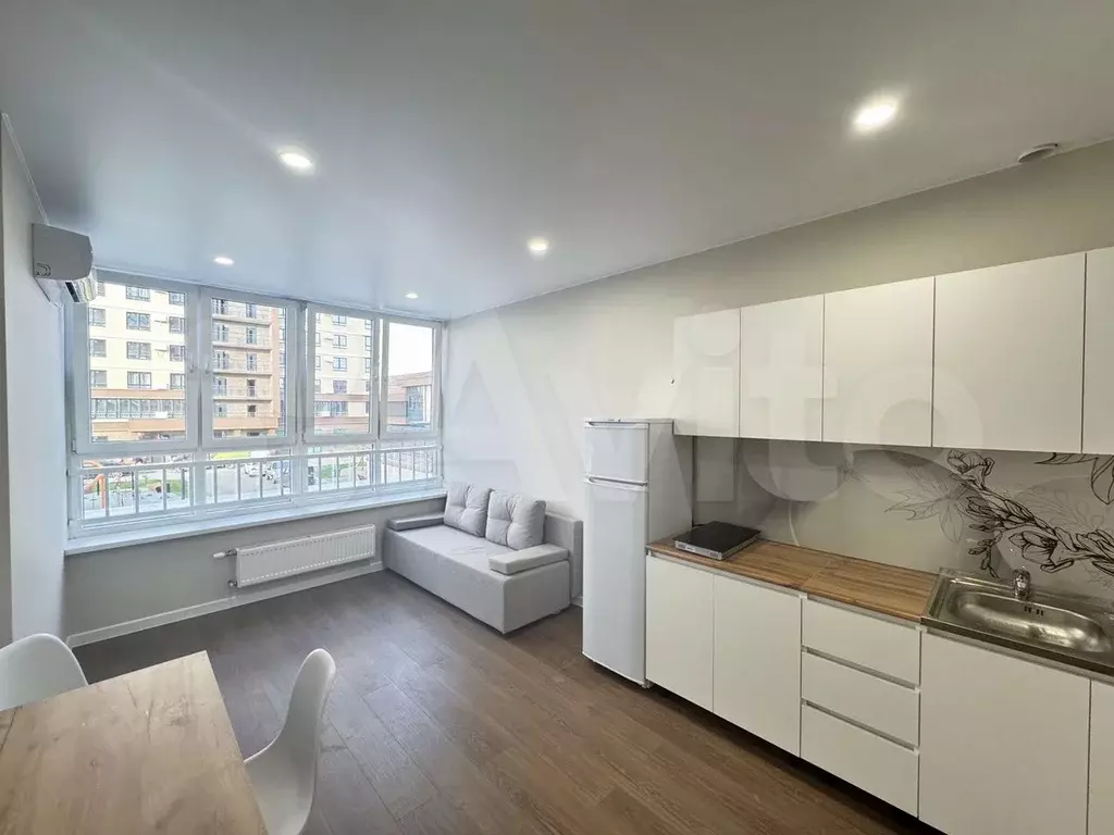 2-к. квартира, 60 м, 2/16 эт. - Фото 1