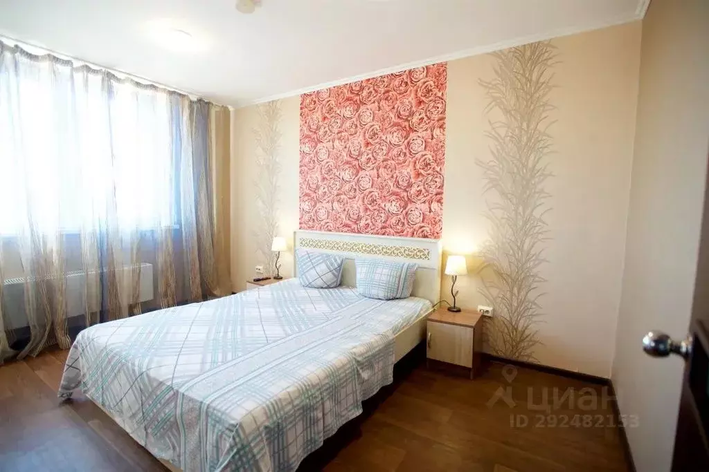 2-к кв. Красноярский край, Красноярск ул. Авиаторов, 38 (52.0 м) - Фото 0