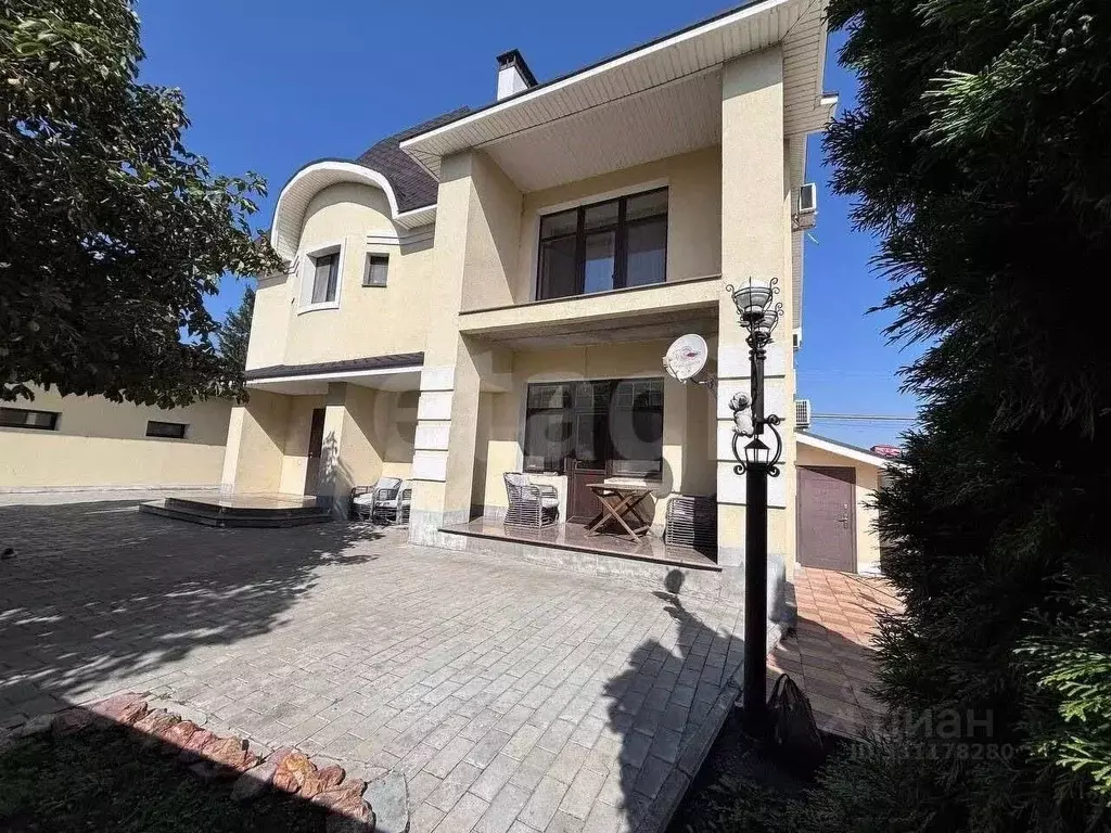 Дом в Самарская область, Красноярский район, Волжский рп ул. ... - Фото 1