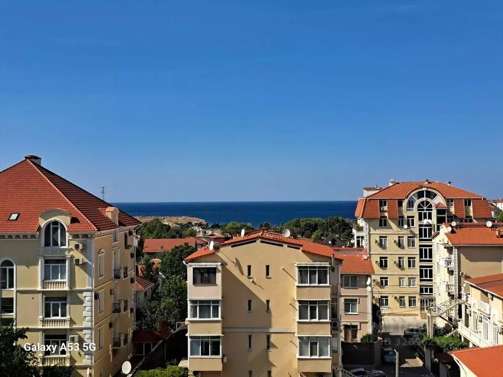 2-к кв. Севастополь ул. Пожарова, 20/2 (73.3 м) - Фото 1