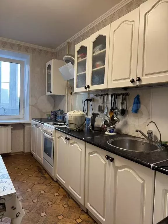 3-к. квартира, 60 м, 4/10 эт. - Фото 0