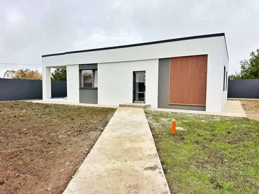 Дом в Севастополь ул. Лесхозная (117 м) - Фото 1