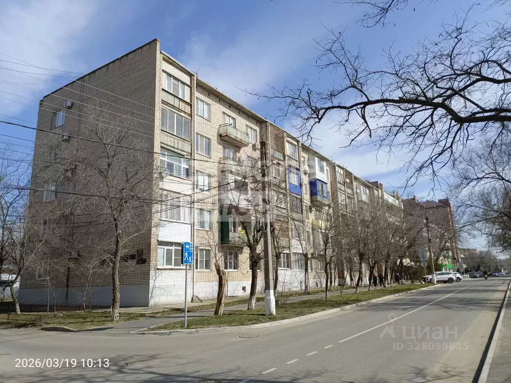 4-к кв. Калмыкия, Элиста ул. А. Сусеева, 13 (106.8 м) - Фото 1