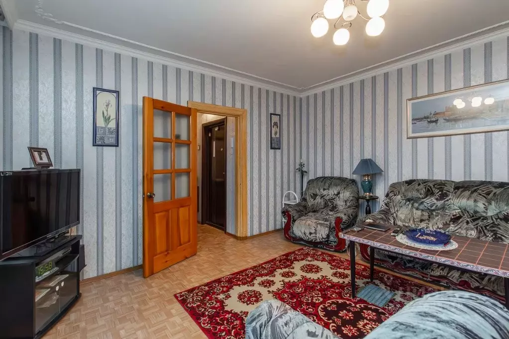 3-к кв. Алтайский край, Барнаул ул. Шумакова, 41 (70.0 м) - Фото 2
