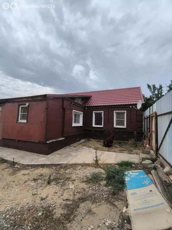 Дом в Астрахань, улица Бирюзова, 41 (80 м) - Фото 0