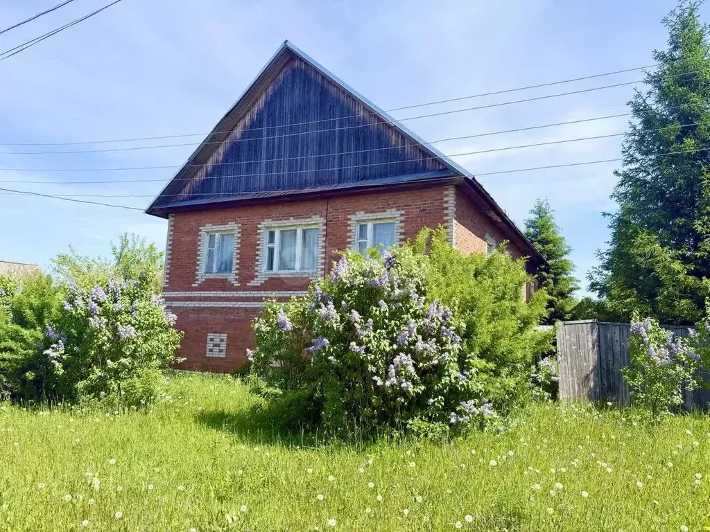 Дом в Удмуртия, Увинский район, д. Кулябино Лесная ул., 9 (288 м) - Фото 0