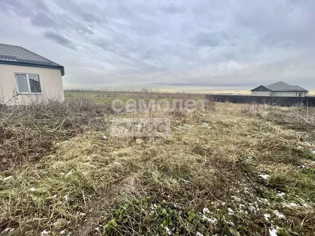 Участок в Кабардино-Балкария, Нальчик ул. Каирова, 15 (10.0 сот.) - Фото 0