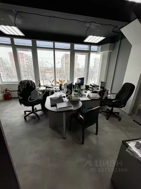 Офис в Тюменская область, Тюмень ул. Республики, 250Б (397 м) - Фото 1