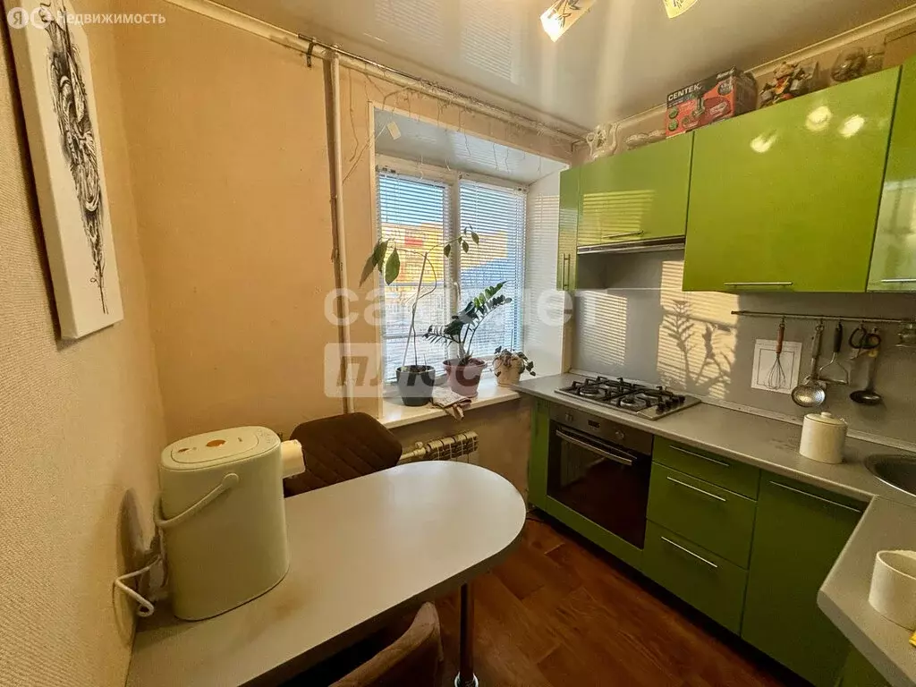 3-комнатная квартира: Камызяк, улица Максима Горького, 100 (49.3 м) - Фото 2