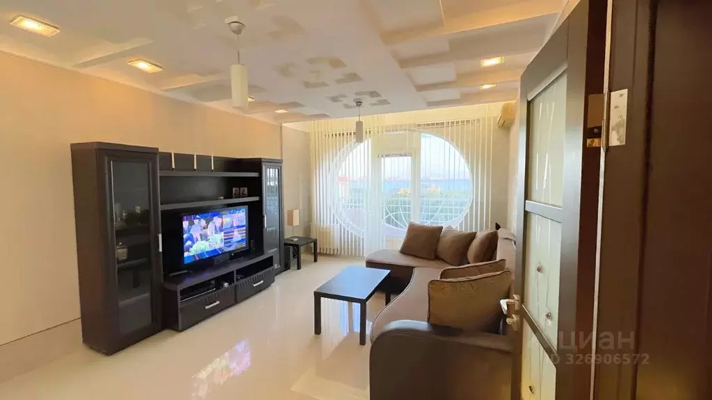 2-к кв. Краснодарский край, Геленджик Туристическая ул., 6к11 (75.0 м) - Фото 1