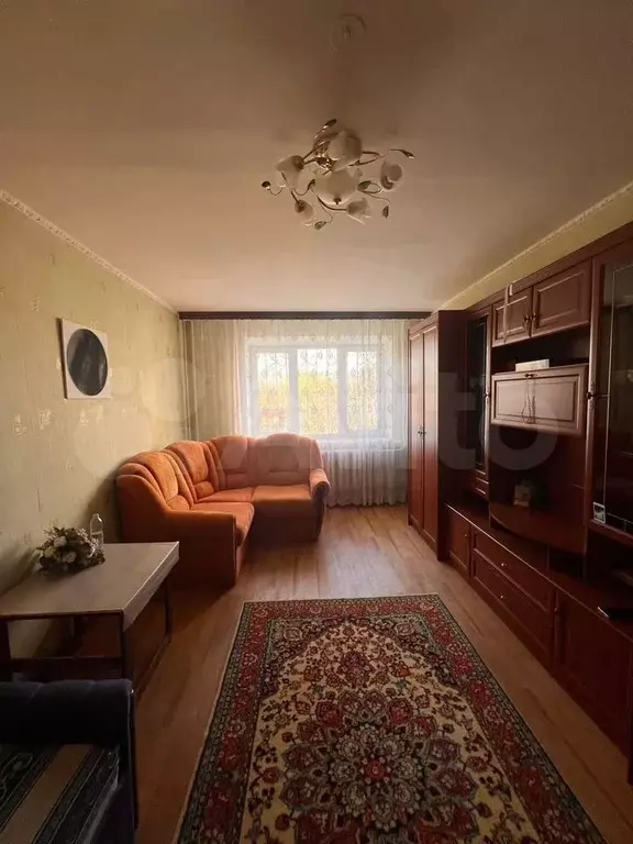 1-к. квартира, 46 м, 1/10 эт. - Фото 0