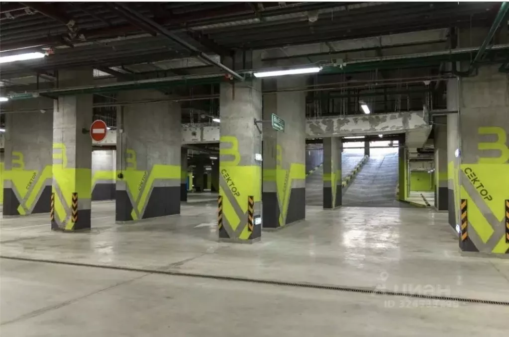 Гараж в Москва Новоостаповская ул., 20 (27 м) - Фото 2