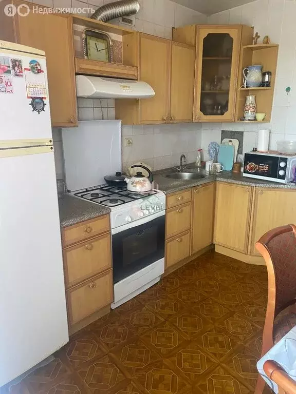 3-комнатная квартира: Энгельс, Саратовская улица, 57 (72.2 м) - Фото 0