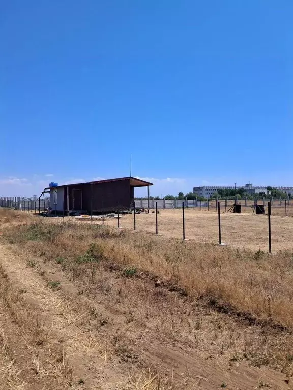 Участок в Крым, Сакский район, с. Молочное ул. Южная (6.0 сот.) - Фото 2