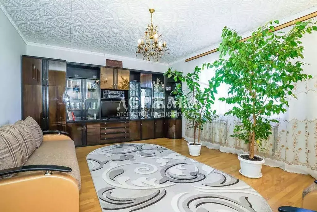 Коттедж в Белгородская область, Старый Оскол Углы мкр,  (227 м) - Фото 0