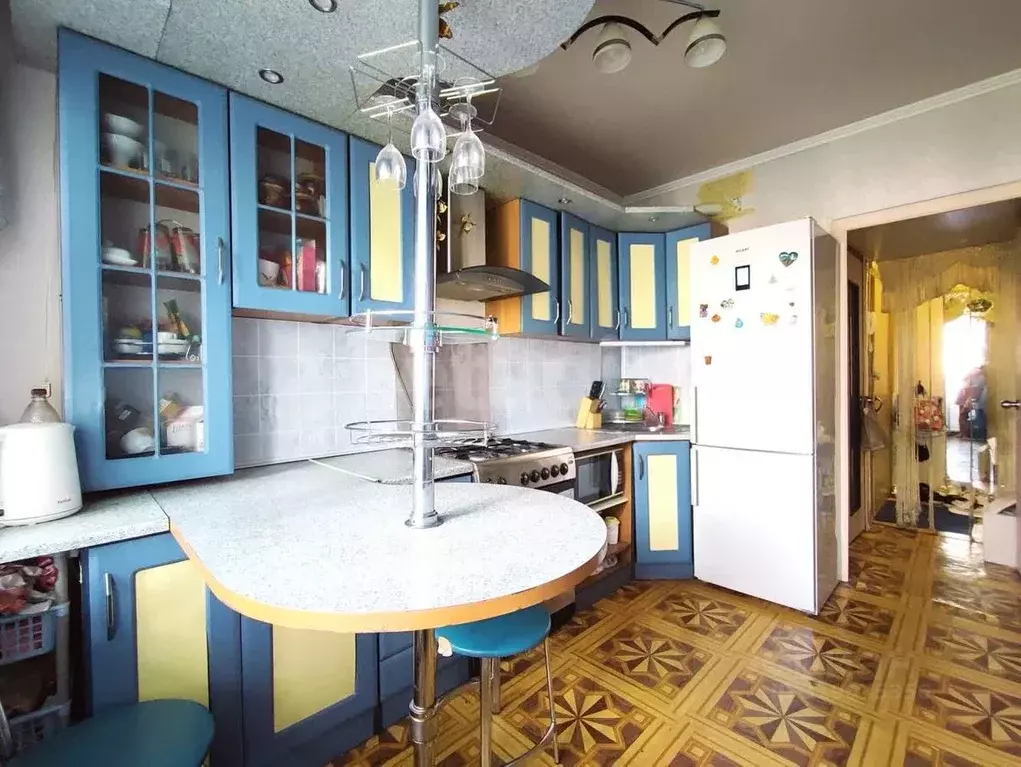 3-к кв. Калужская область, Калуга бул. Сиреневый, 8 (68.4 м) - Фото 2