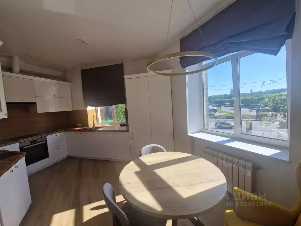 3-к кв. Санкт-Петербург ул. Типанова, 3 (88.9 м) - Фото 1