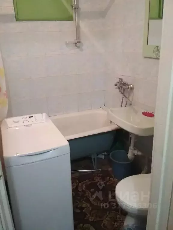 1-к кв. Татарстан, Казань ул. Бутлерова, 56 (30.0 м) - Фото 0
