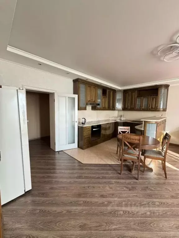 2-к кв. Алтай, Горно-Алтайск ул. Петра Сухова (70.0 м) - Фото 1