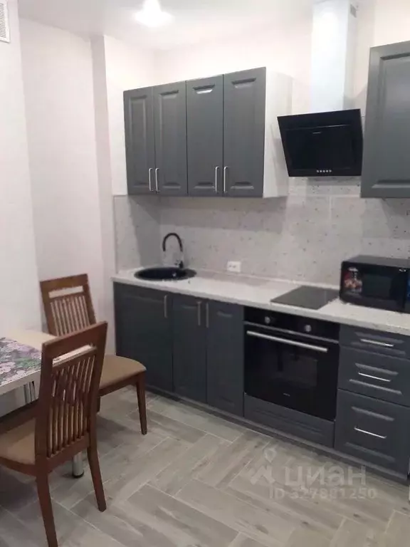 Студия Омская область, Омск Пригородная ул., 21к4 (36.0 м) - Фото 1