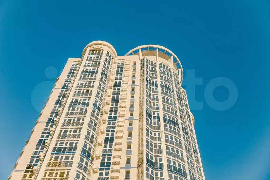 3-к. квартира, 104 м, 7/23 эт. - Фото 0