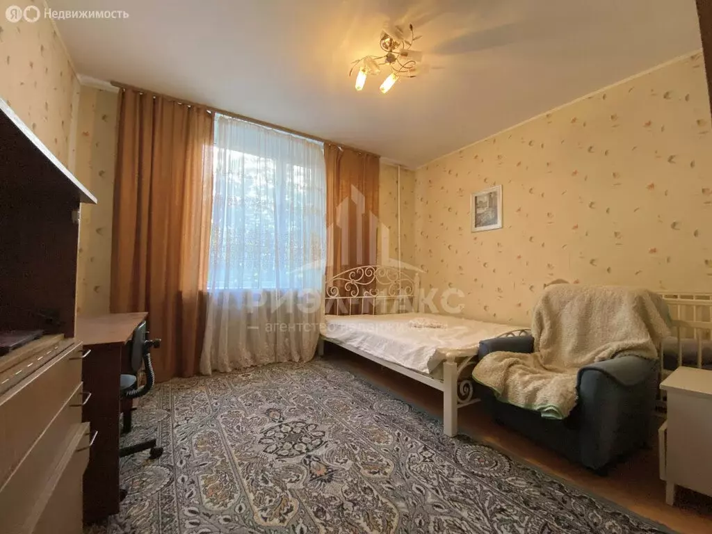 2-комнатная квартира: Брянск, улица Луначарского, 45/9 (50 м) - Фото 0