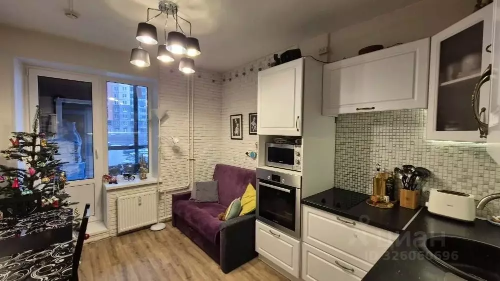 1-к кв. Санкт-Петербург пос. Парголово, ул. Валерия Гаврилина, 13к1 ... - Фото 1