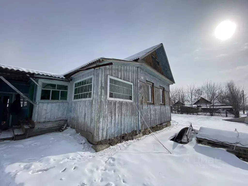 Дом в Приморский край, Яковлевский муниципальный округ, с. Достоевка  ... - Фото 1