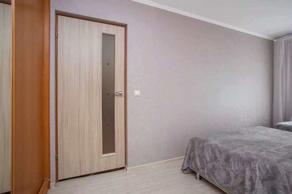 3-к кв. Калининградская область, Калининград Калужская ул., 6 (60.0 м) - Фото 1