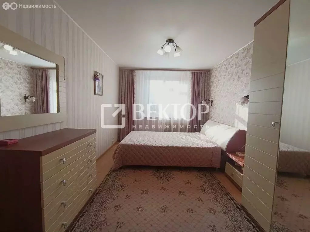 3-комнатная квартира: Тейково, улица Маршала Неделина, 4 (62.6 м) - Фото 1