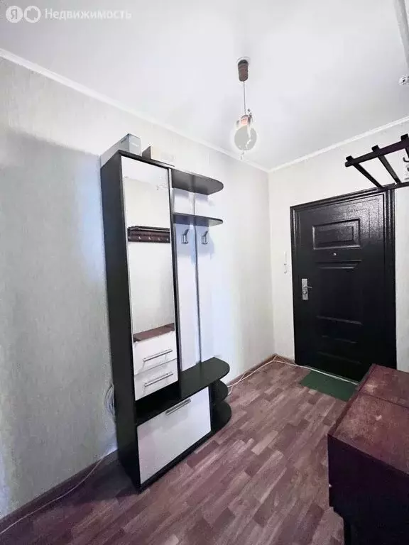 2-комнатная квартира: Курск, проспект Вячеслава Клыкова, 58 (56.4 м) - Фото 1