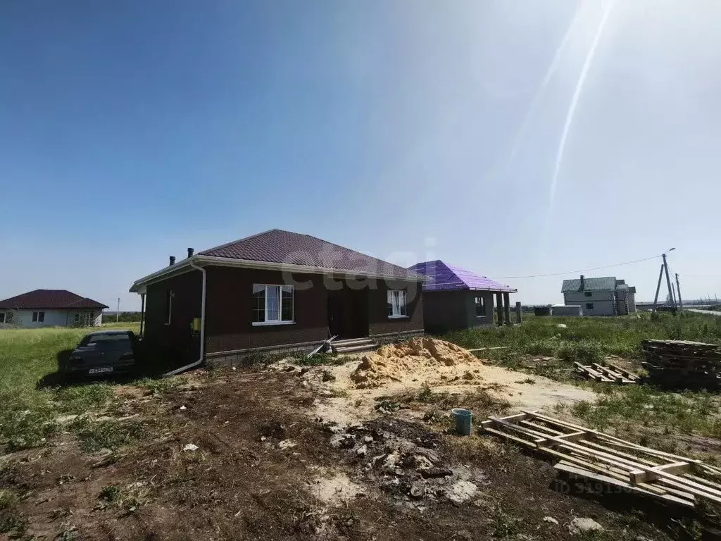 Дом в Белгородская область, Белгородский район, Разумное рп ул. ... - Фото 0