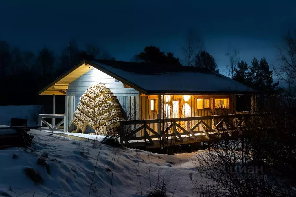 Дом в Карелия, Сортавальский муниципальный округ, пос. Рауталахти  ... - Фото 1