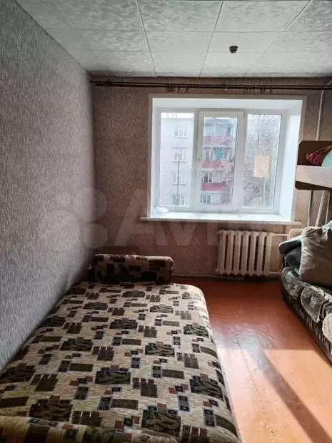 Комната 18 м в 4-к., 4/5 эт. - Фото 1