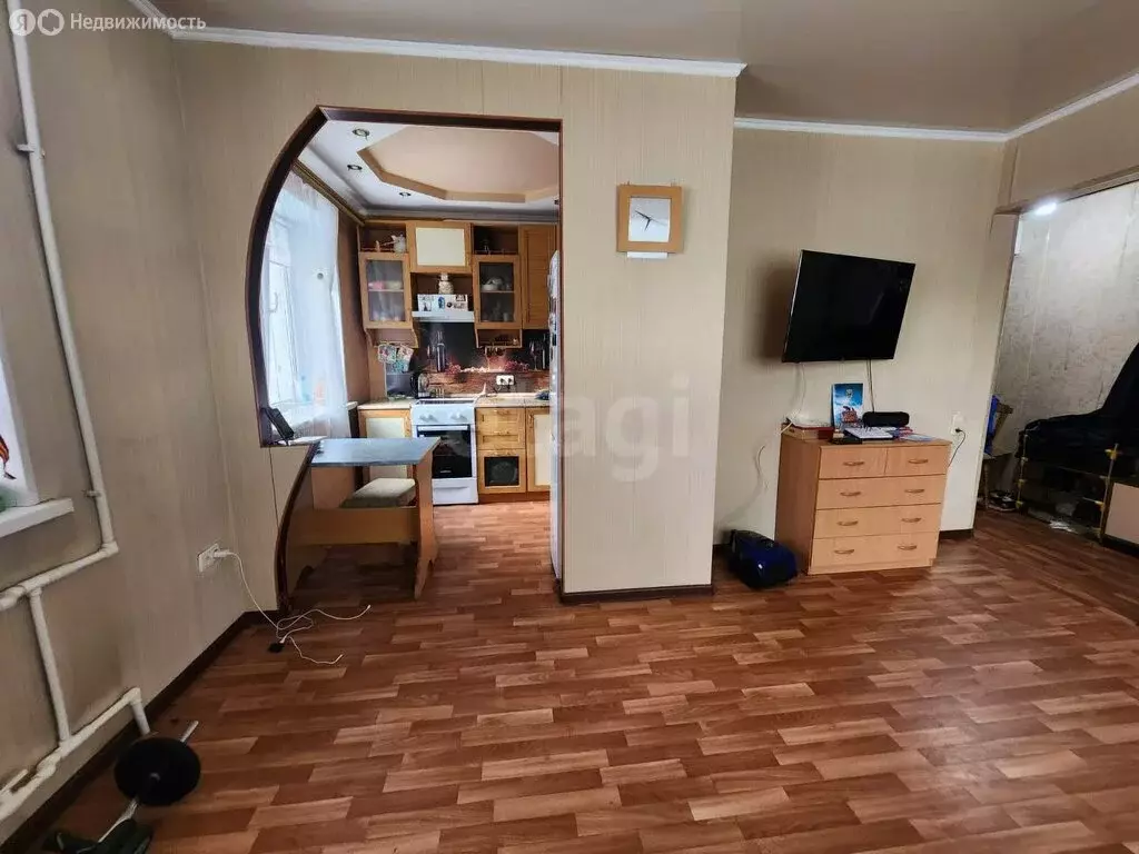 1-комнатная квартира: Елизово, улица Ларина, 4 (28.6 м) - Фото 0