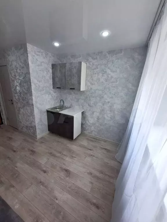 Комната 13,3 м в 9-к., 2/5 эт. - Фото 0
