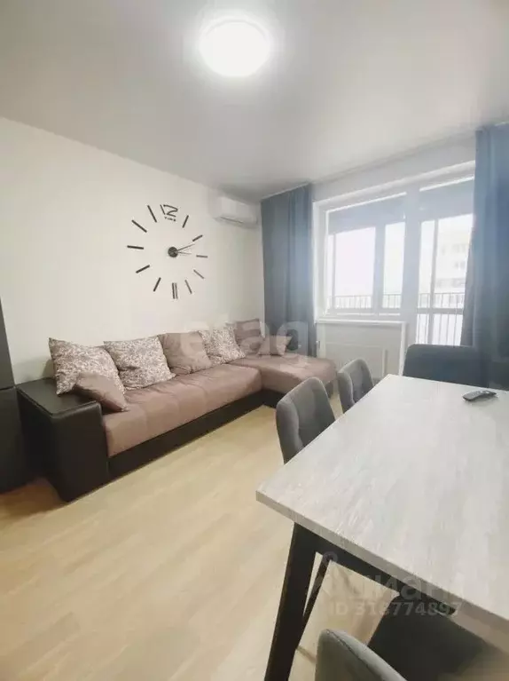 1-к кв. Свердловская область, Екатеринбург ул. Азина, 25 (44.2 м) - Фото 1